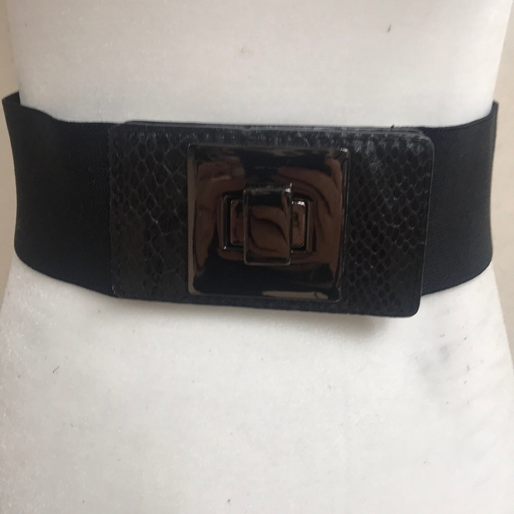 Women’s Black Fashion Belt
